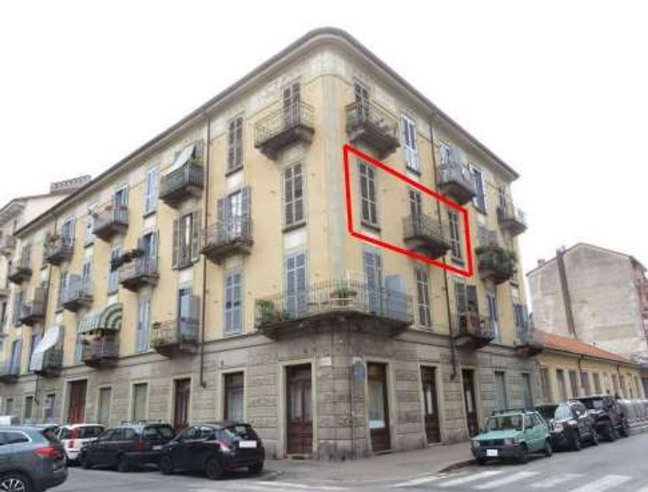 4 rooms Apartment in Turin, Italy No. 50582