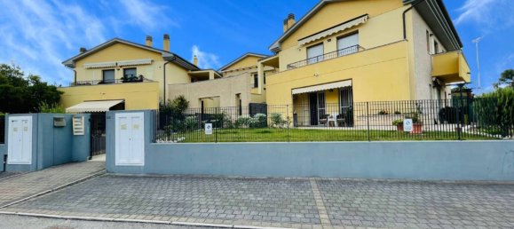 2 bedrooms Apartment in Ostra, Italy No. 314970 2