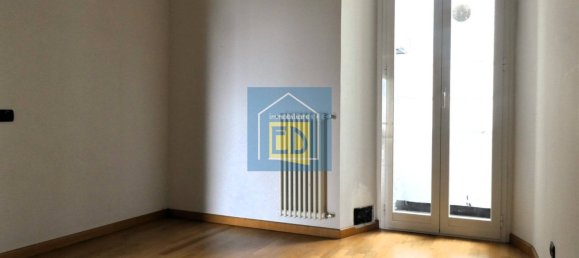 Квартира с 3 спальнями в Савона, Италия № 320754 6