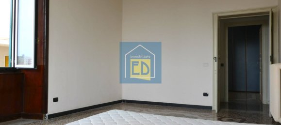 Квартира с 3 спальнями в Савона, Италия № 320754 35