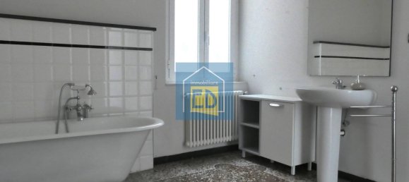 Квартира с 3 спальнями в Савона, Италия № 320754 50