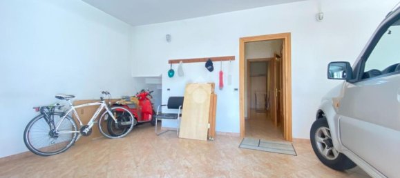6 rooms Villa in Guidonia Montecelio, Italy No. 4587 37