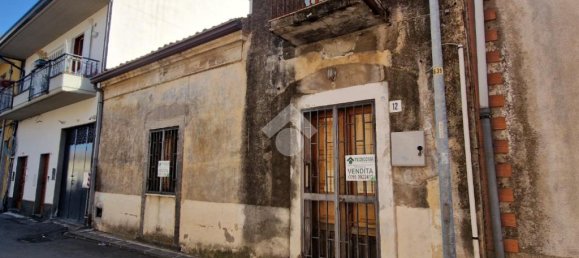 1 Schlafzimmer Haus in Viagrande, Italy, Nr. 300052 2