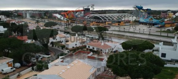 7 bedrooms House in Quarteira, Portugal No. 160304 2