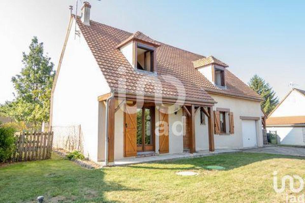 4 chambres Maison à Coulommiers, France No. 27632
