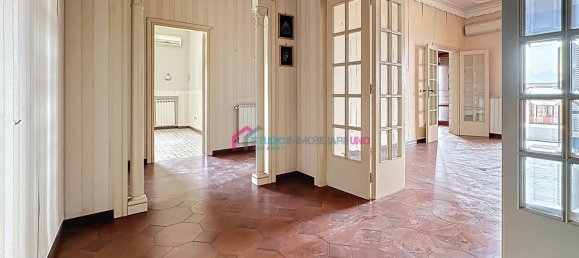 4 bedrooms Apartment in Saviano, Italy No. 325210 3