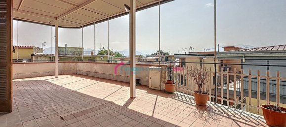 4 bedrooms Apartment in Saviano, Italy No. 325210 10