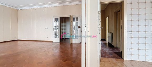 4 bedrooms Apartment in Saviano, Italy No. 325210 18