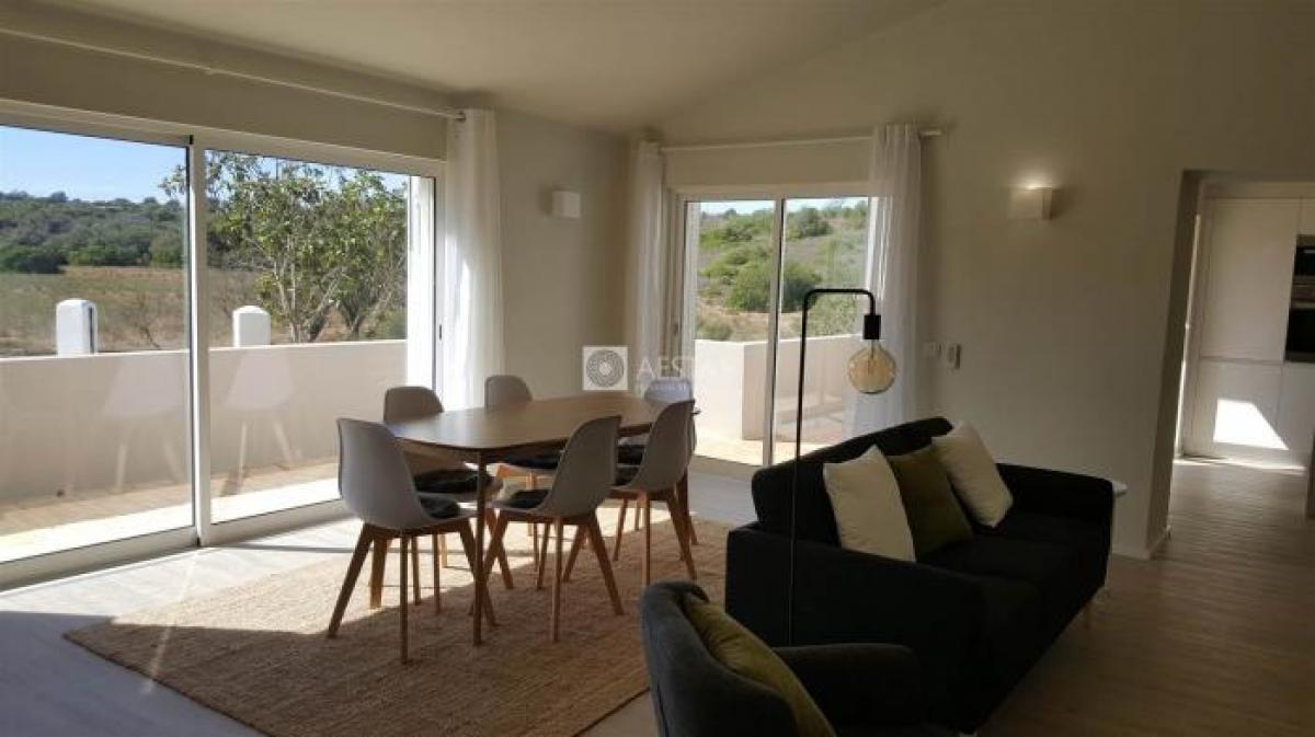 3 bedrooms Villa in Lagoa, Portugal No. 2841