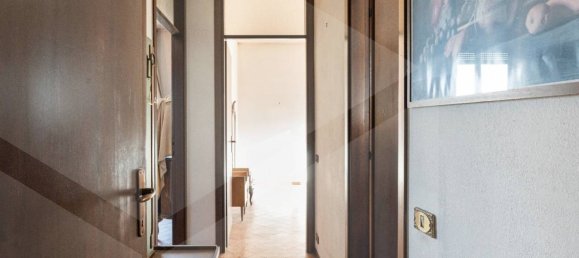 Apartamento de 3 divisões em Mariano Comense, Italy N.º 21444 16