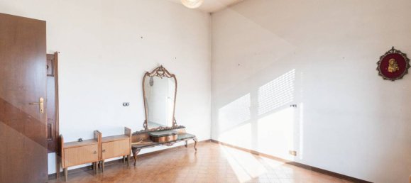 Apartamento de 3 divisões em Mariano Comense, Italy N.º 21444 6