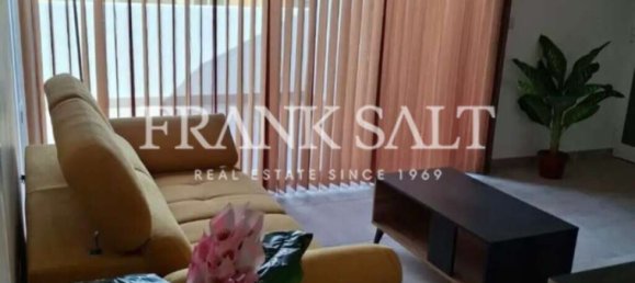 Ático de 1 dormitorio en Hamrun, Malta No. 428 3