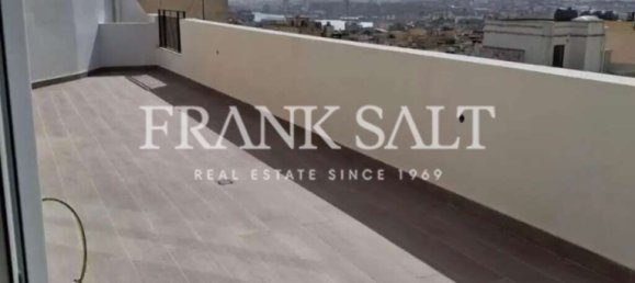 Ático de 1 dormitorio en Hamrun, Malta No. 428 5