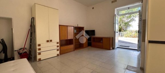 Estudio en Matera, Italy No. 283394 9