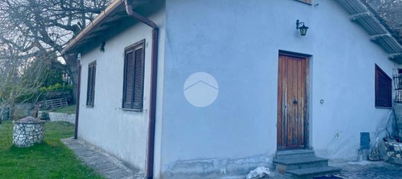 2-salle Maison à Stroncone, Italy No. 13707 5