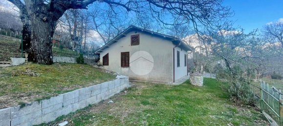 2-salle Maison à Stroncone, Italy No. 13707 10