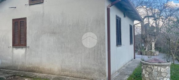 2-salle Maison à Stroncone, Italy No. 13707 12