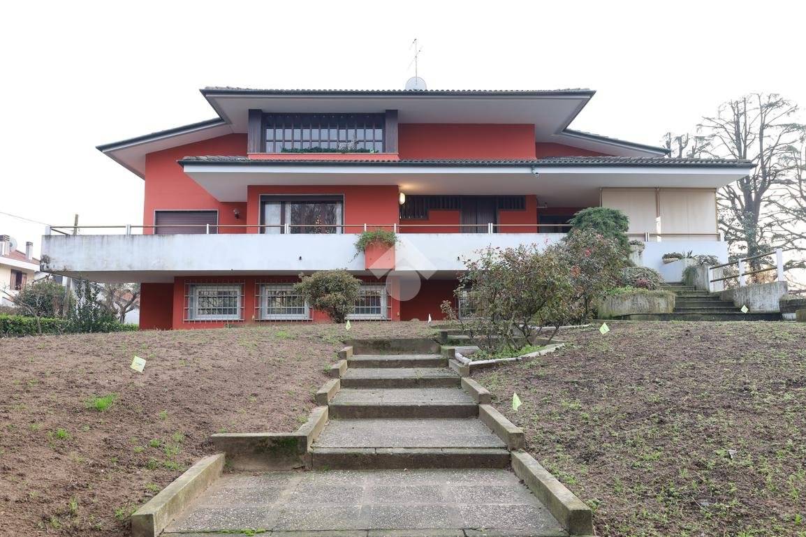 4 bedrooms Villa in Vicenza, Italy No. 148925