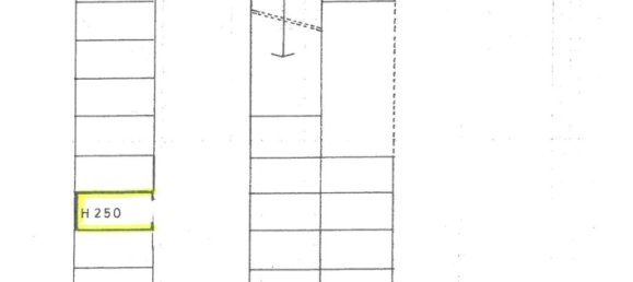 Garage in Novara, Italy 11m², Nr. 364718 2