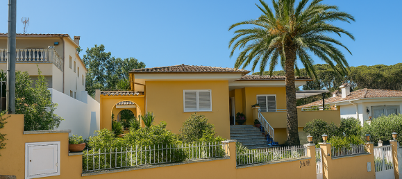 4 Schlafzimmer Haus in Girona, Spain, Nr. 155312 2