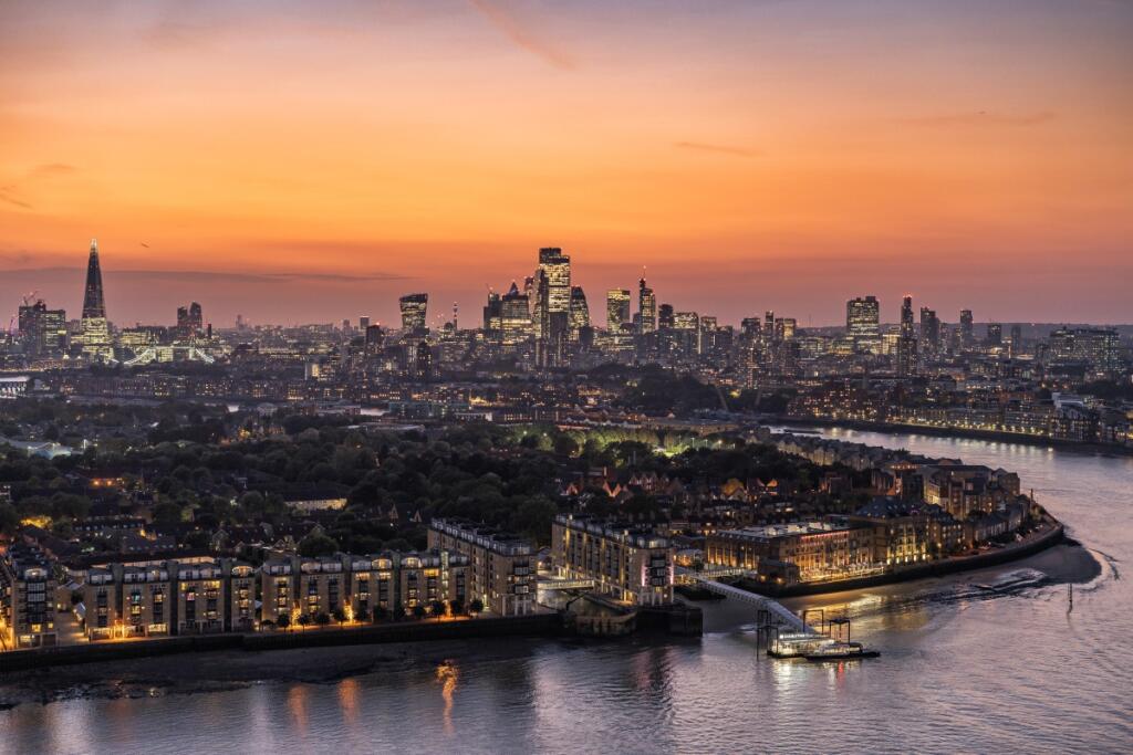 Apartamento de 2 dormitorios en London, United Kingdom No. 8291