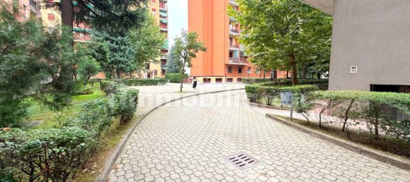 Apartamento de 1 dormitorio en Cologno Monzese, Italy No. 379841 8