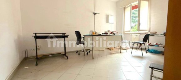 Apartamento de 1 dormitorio en Cologno Monzese, Italy No. 379841 4
