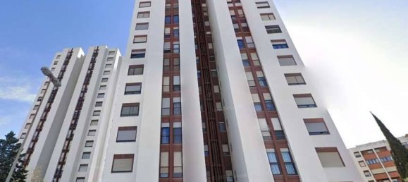 2 bedrooms Apartment in Taranto, Italy No. 297904 2