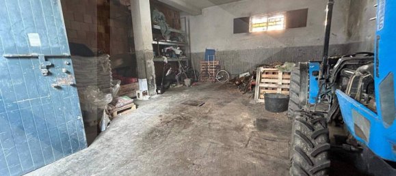 Almacén de 1 habitación en Cerignola, Italy No. 17929 4