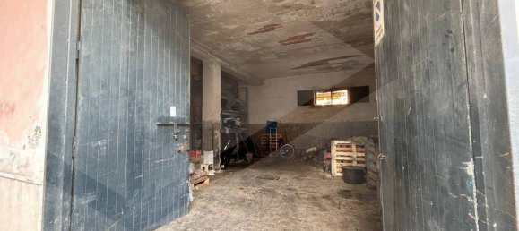 Almacén de 1 habitación en Cerignola, Italy No. 17929 2