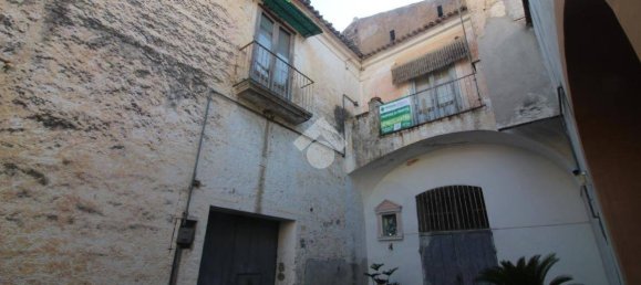 5 bedrooms House in Casagiove, Italy No. 303987 2