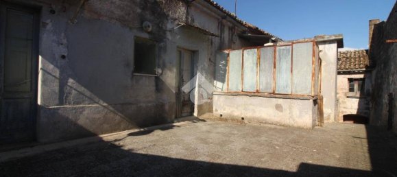 5 bedrooms House in Casagiove, Italy No. 303987 4