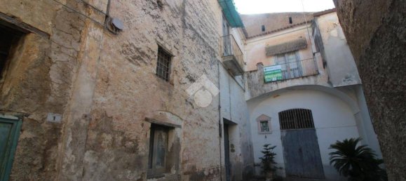 5 bedrooms House in Casagiove, Italy No. 303987 22