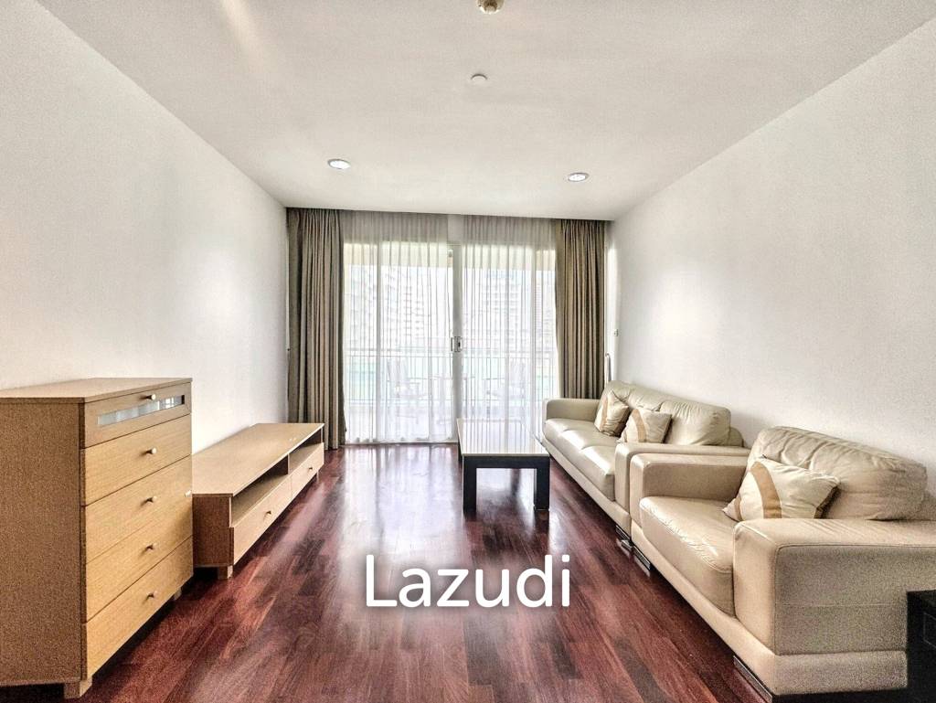 2 bedrooms Condo in Khlong Toei, Thailand No. 26880