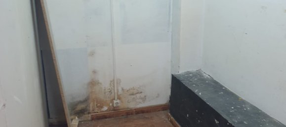 77m² Commercial property in Gava, Spain No. 174389 3