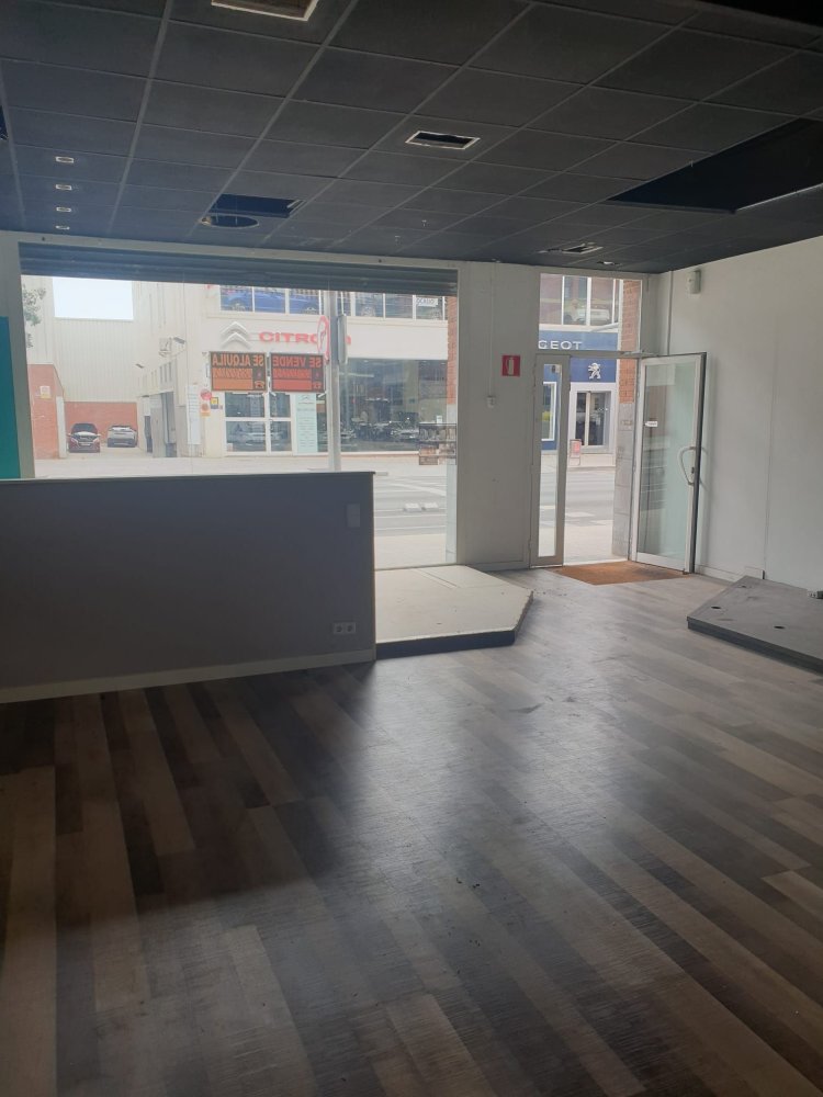77m² Commercial property in Gava, Spain No. 174389