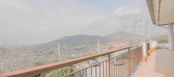 6-salle Villa à Sezze, Italy No. 167870 9