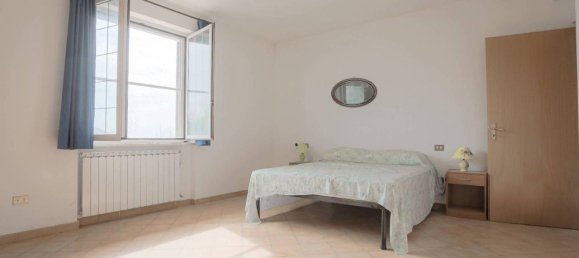 6-salle Villa à Sezze, Italy No. 167870 17