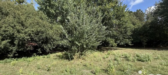  Land in Murs-Erigne, France No. 333089 3