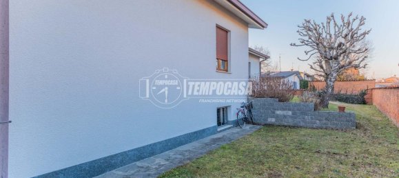 5غرفة فيلا في Inveruno, Italy رقم 171332 3