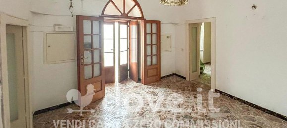 Дом с 2 спальнями в Чистернино, Италия № 329558 3