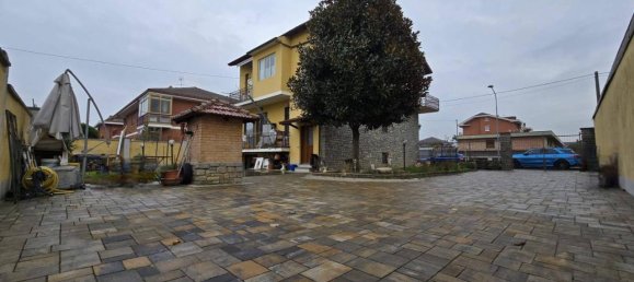 8 rooms Villa in Vinovo, Italy No. 28833 4