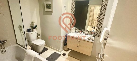 3 bedrooms Townhouse in Dubai, UAE No. 24598 9