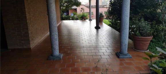 13-Zimmer Wohnung in Muggiò, Italy, Nr. 5307 2