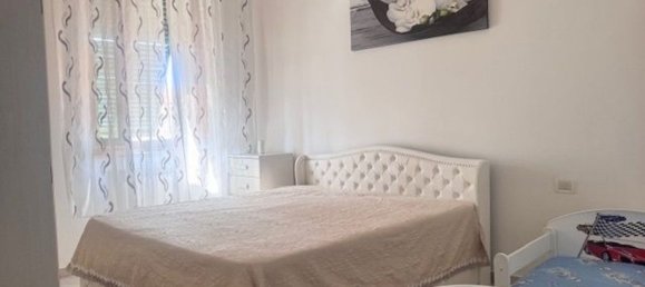 5 rooms Apartment in Livorno, Italy No. 306686 11
