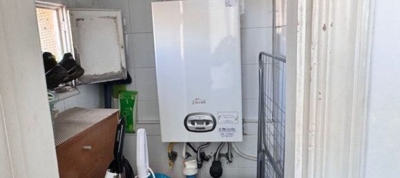 5 rooms Apartment in Livorno, Italy No. 306686 8