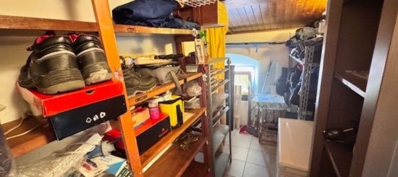 5 rooms Apartment in Livorno, Italy No. 306686 20