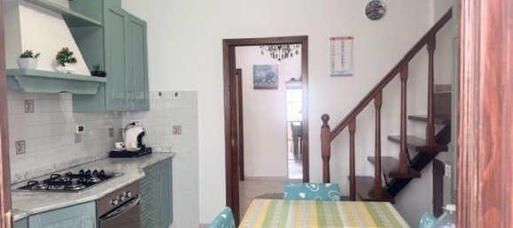 5 rooms Apartment in Livorno, Italy No. 306686 9