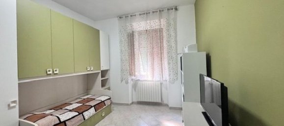 5 rooms Apartment in Livorno, Italy No. 306686 14