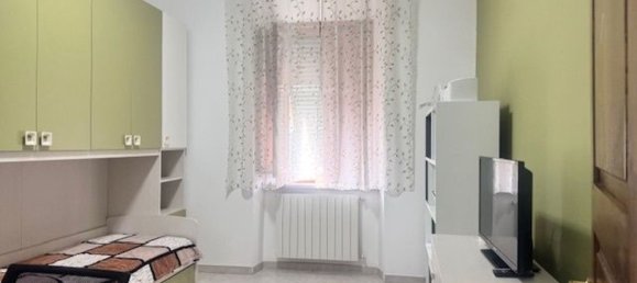 5 rooms Apartment in Livorno, Italy No. 306686 13